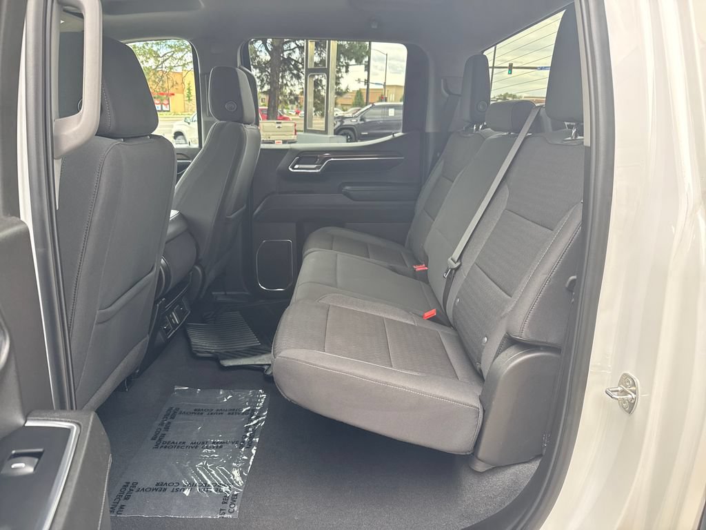 Used 2024 Chevrolet Silverado 1500 LT AWD/4WD image 21