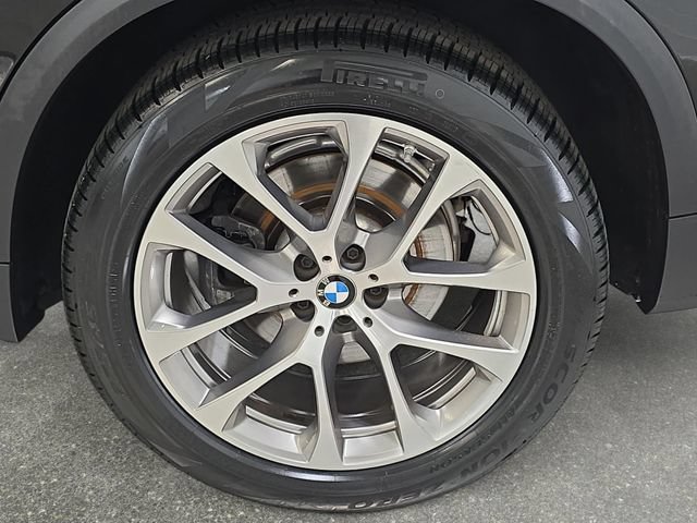 Used 2022 BMW X5 xDrive40i AWD/4WD image 31