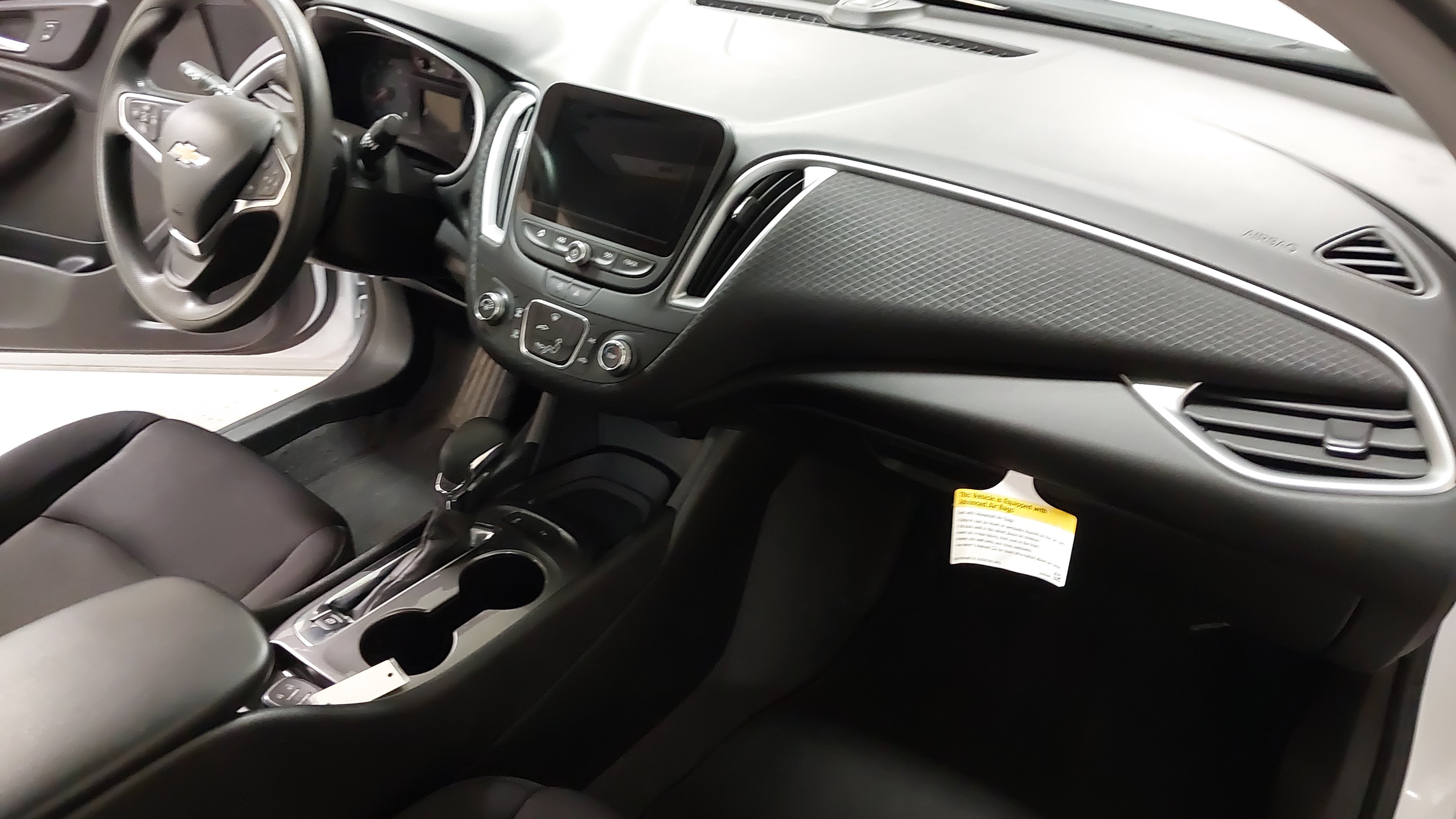 Used 2024 Chevrolet Malibu LS FWD image 29