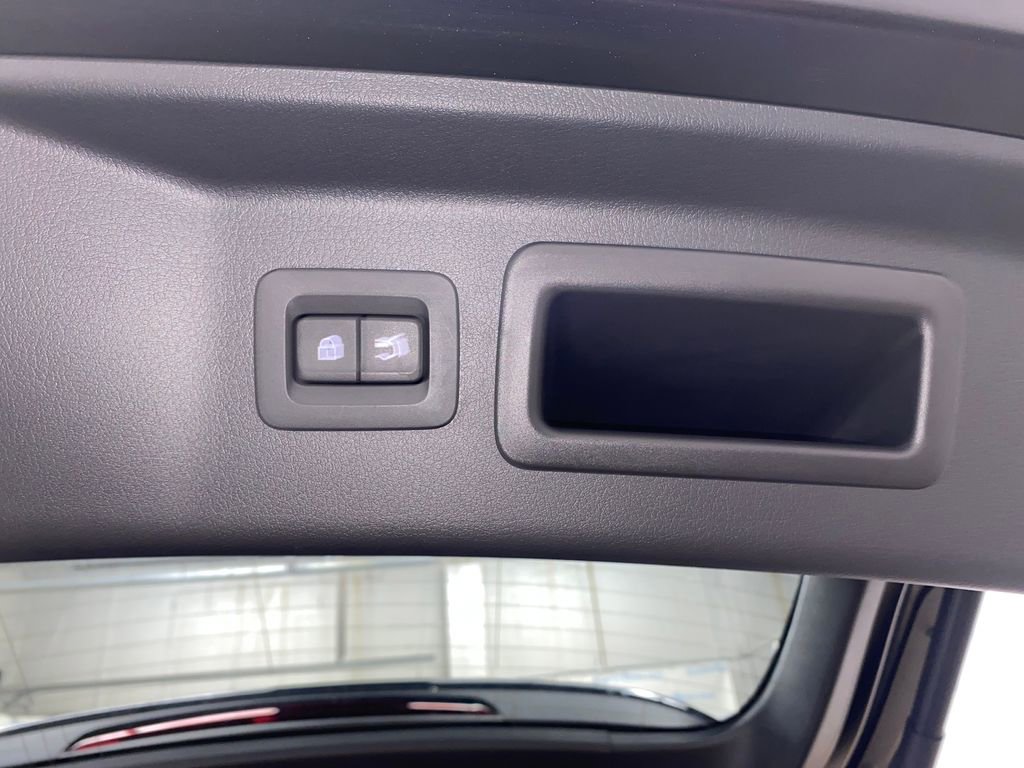 Used 2026 MAZDA CX-90 3.3 Turbo w/ Preferred Package AWD/4WD image 17