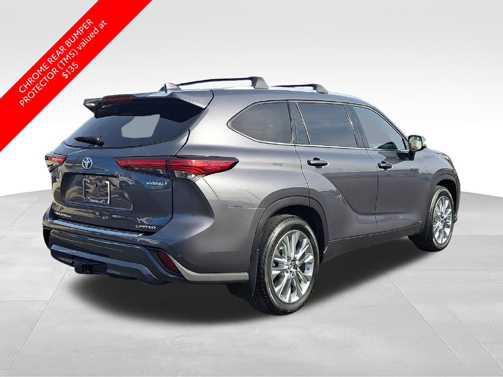 Certified 2022 Toyota Highlander Limited AWD/4WD image 9