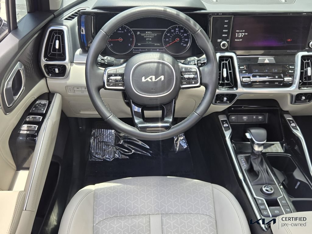 Certified 2022 Kia Sorento SX FWD image 14