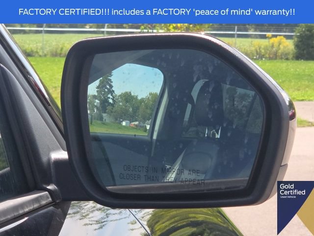 Used 2023 Ford Explorer XLT w/ Equipment Group 202A AWD/4WD image 8