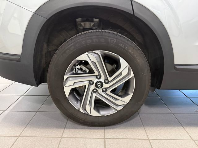 Used 2023 Hyundai Santa Fe SEL image 9