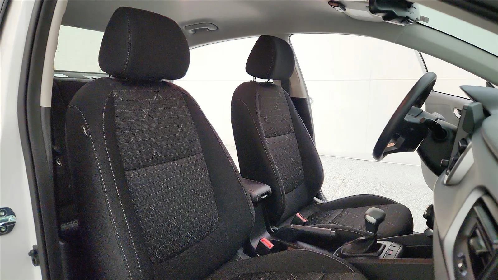 Used 2023 Kia Rio S w/ Technology Package image 37