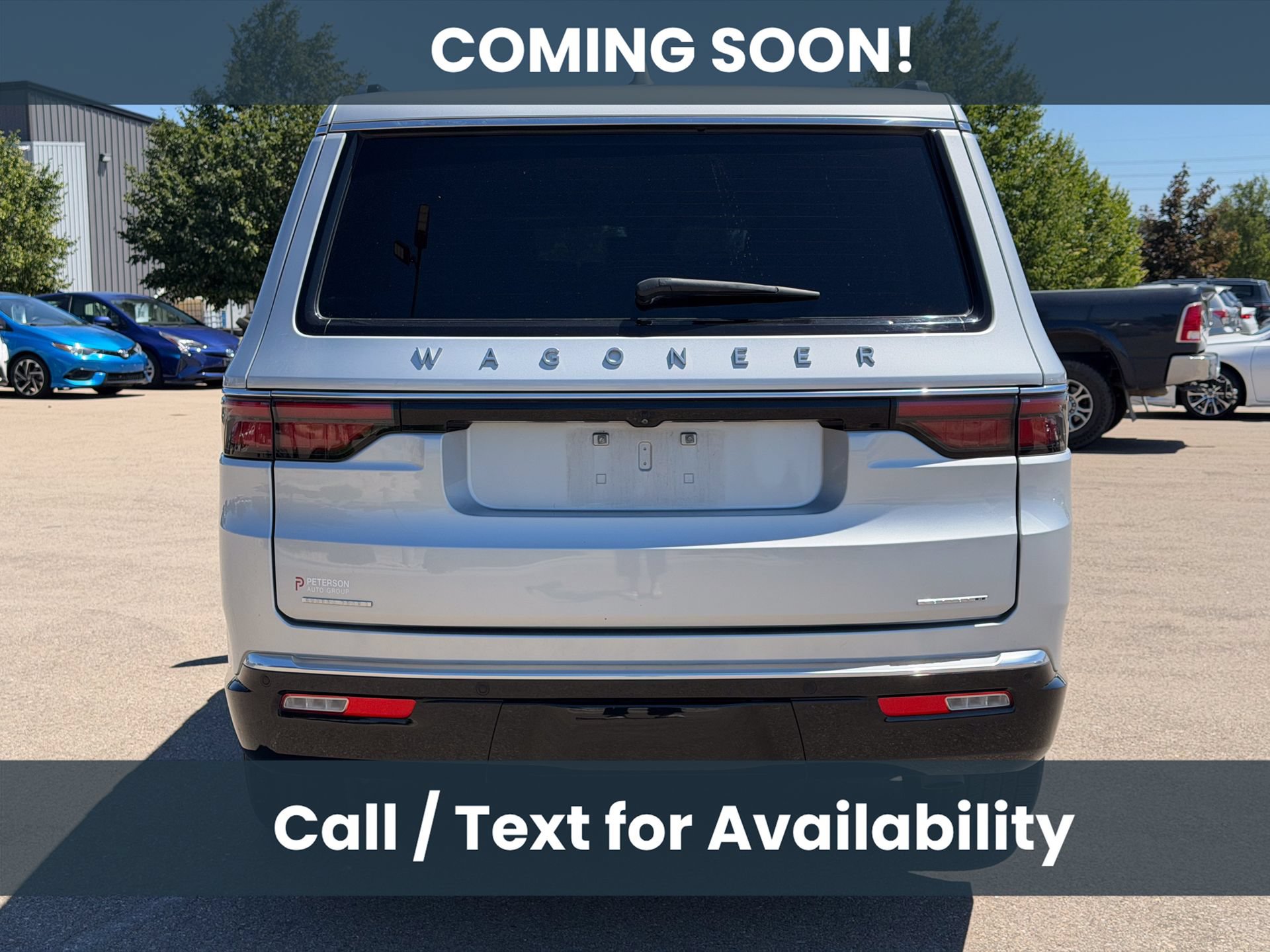 Used 2022 Jeep Wagoneer Series II AWD/4WD image 6