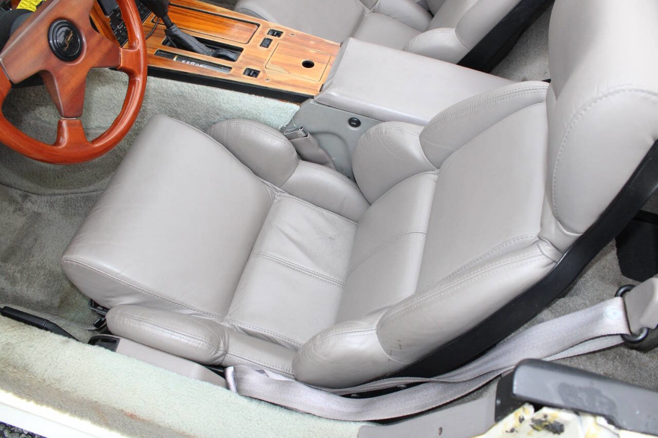 Used 1989 Chevrolet Corvette Convertible image 23
