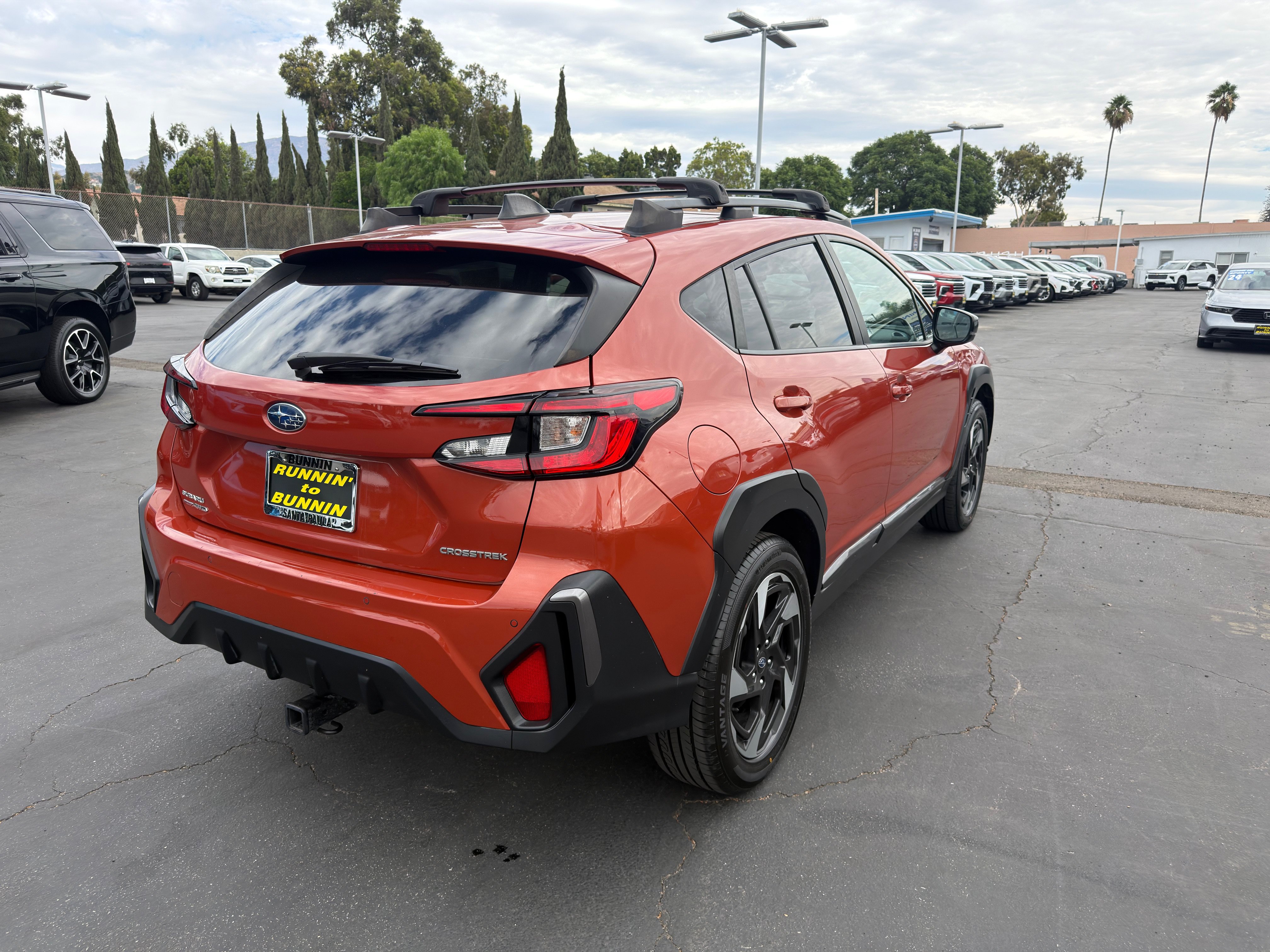 Used 2024 Subaru Crosstrek 2.5i Limited AWD/4WD image 8