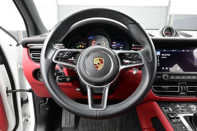 Certified 2021 Porsche Macan S AWD/4WD image 7