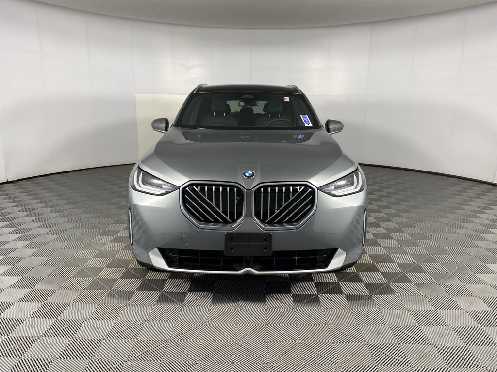 Used 2025 BMW X3 xDrive30i w/ Premium Package image 5