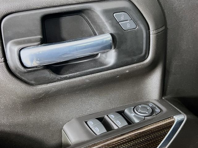 Used 2021 Chevrolet Silverado 1500 LT Trail Boss w/ Convenience Package II image 9