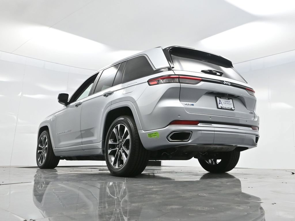 Used 2022 Jeep Grand Cherokee Overland w/ Advanced Protech Group III image 57