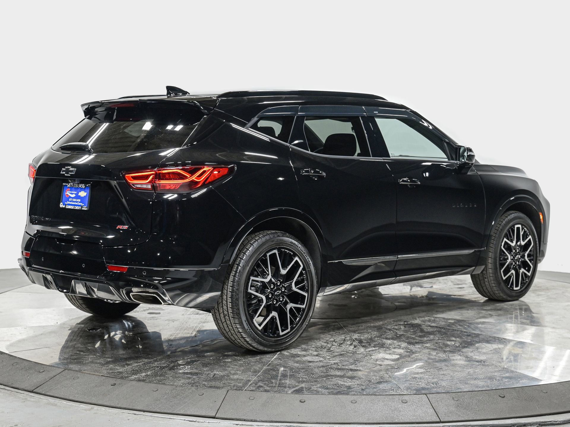 Used 2024 Chevrolet Blazer RS w/ Driver Confidence II Package image 7