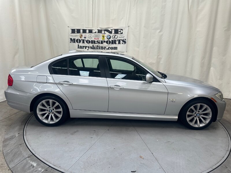Used 2011 BMW 328i xDrive Sedan w/ Premium Pkg 2 AWD/4WD image 6