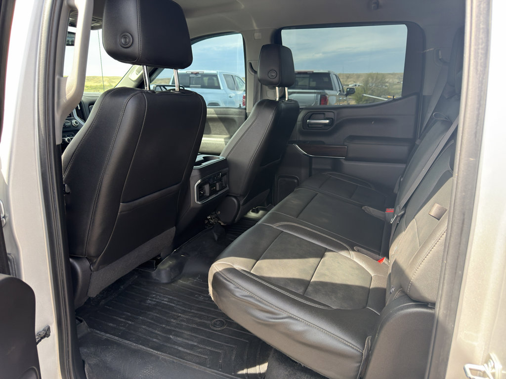 Used 2019 GMC Sierra 1500 SLT w/ SLT Premium Package AWD/4WD image 3