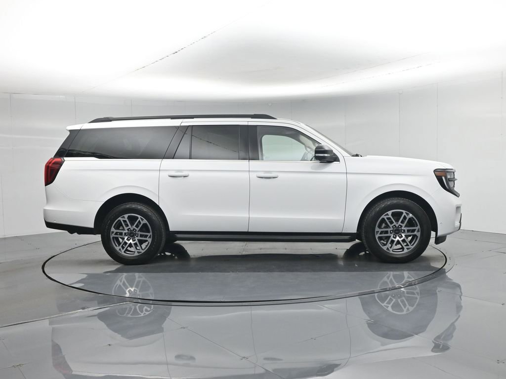 Used 2025 Ford Expedition Max Active AWD/4WD image 33