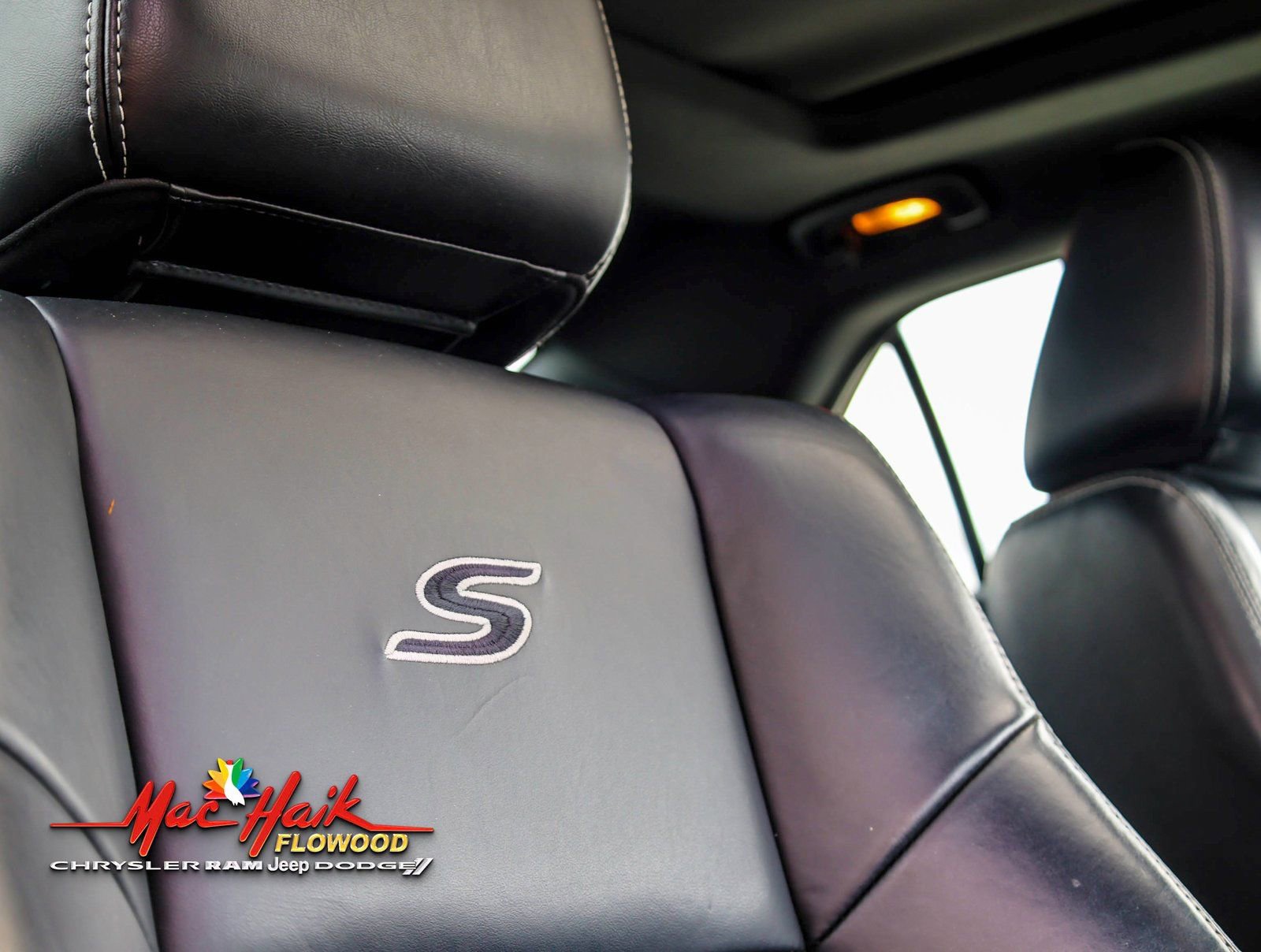 Used 2023 Chrysler 300 S image 15