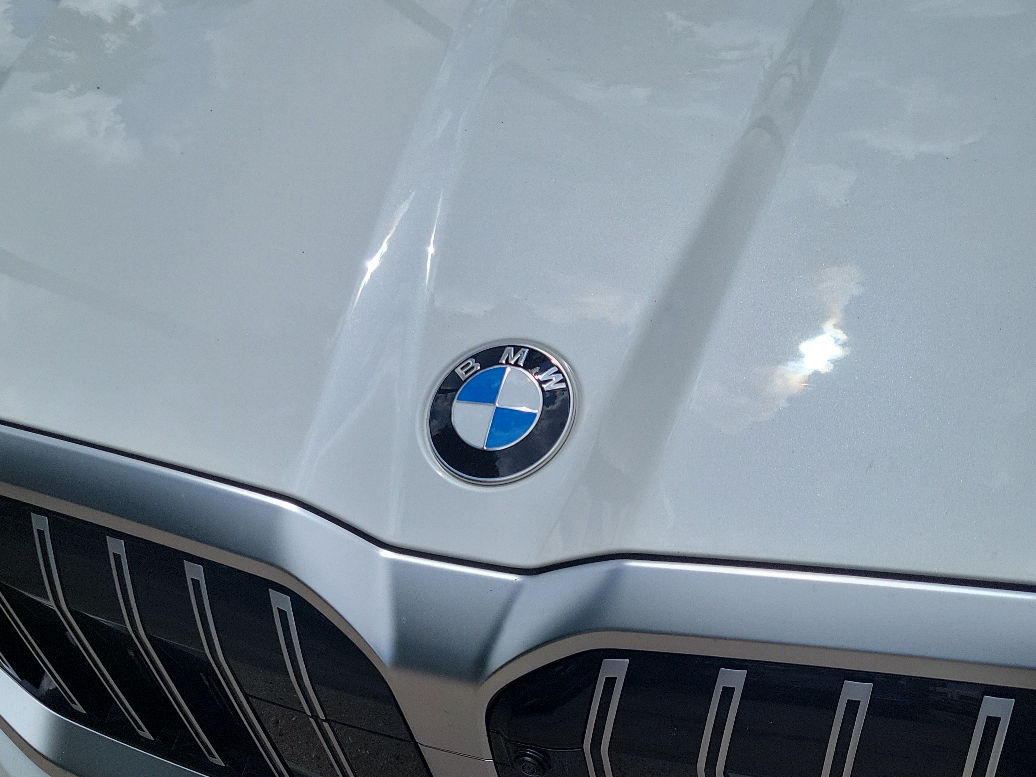 Used 2024 BMW 530i w/ Premium Package RWD image 5