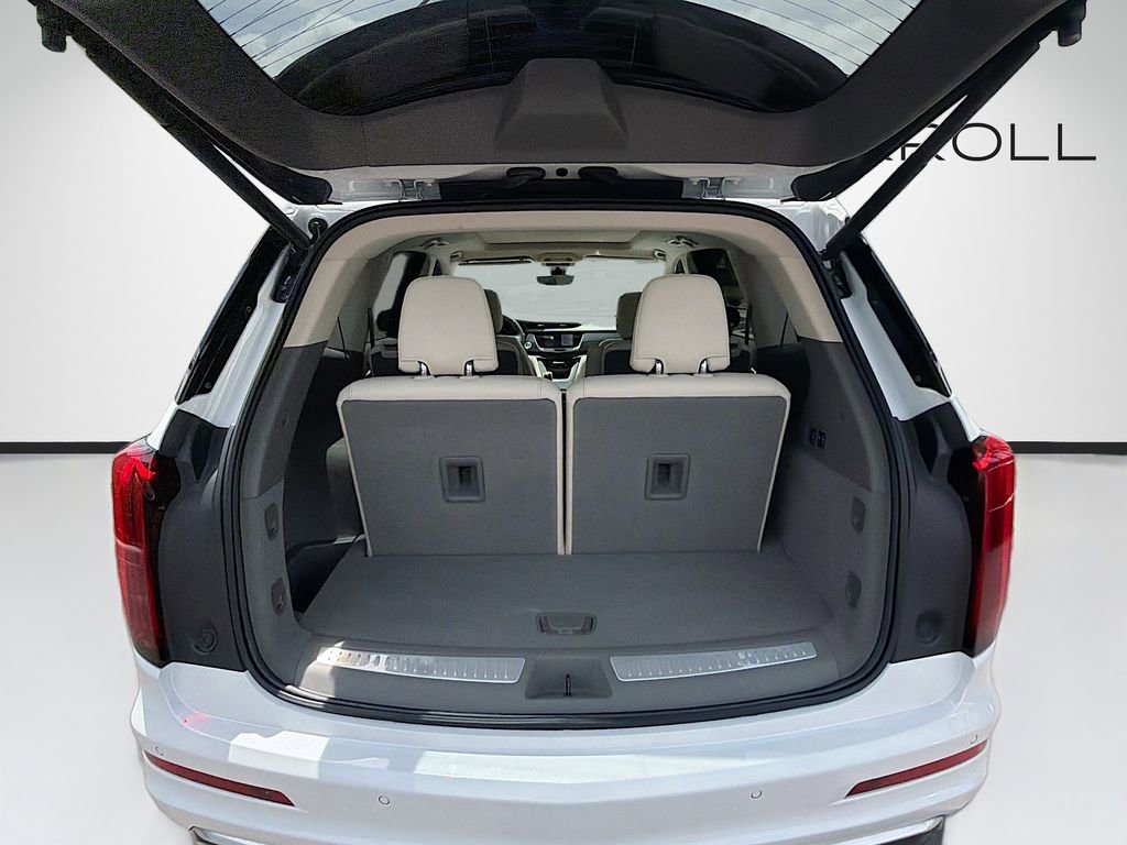 Used 2021 Cadillac XT6 Premium Luxury image 12