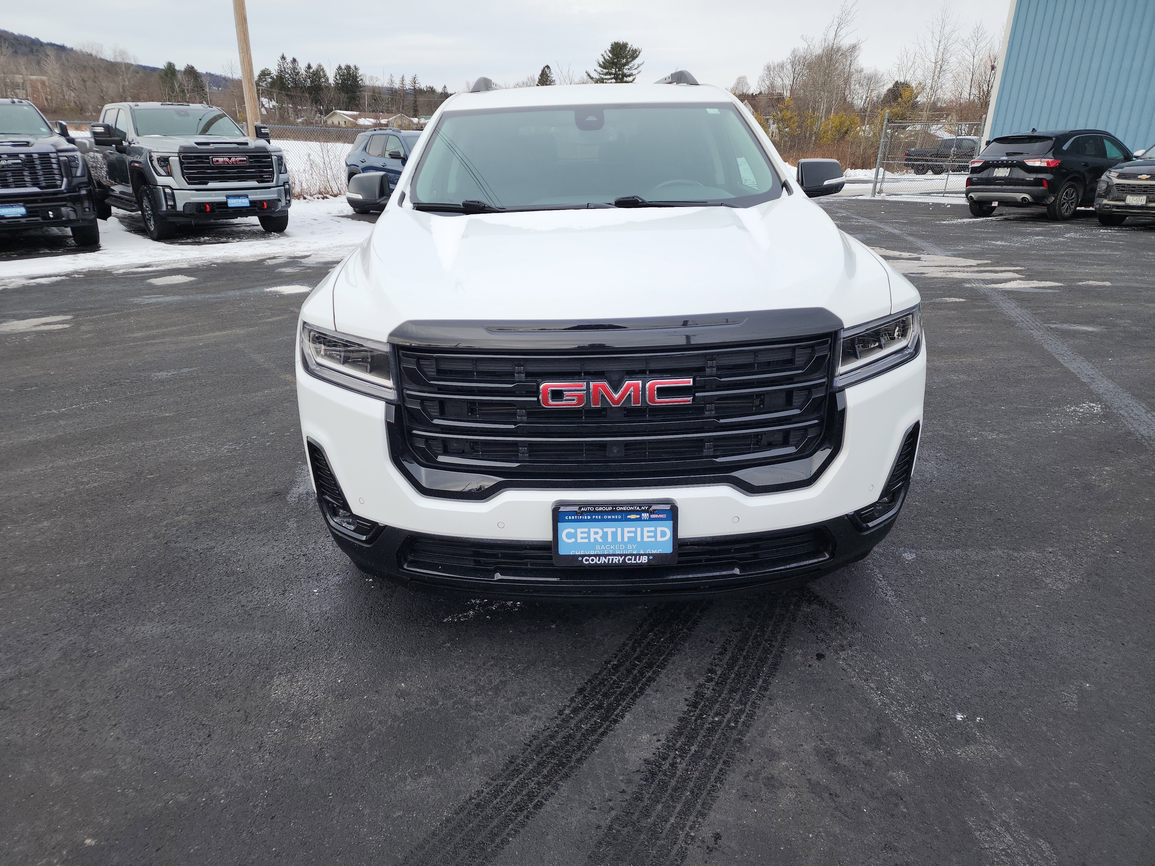 Certified 2022 GMC Acadia SLT w/ Elevation Edition image 3
