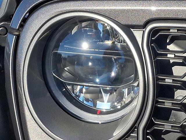 New 2026 Jeep Wrangler Unlimited Rubicon w/ Safety Group image 6