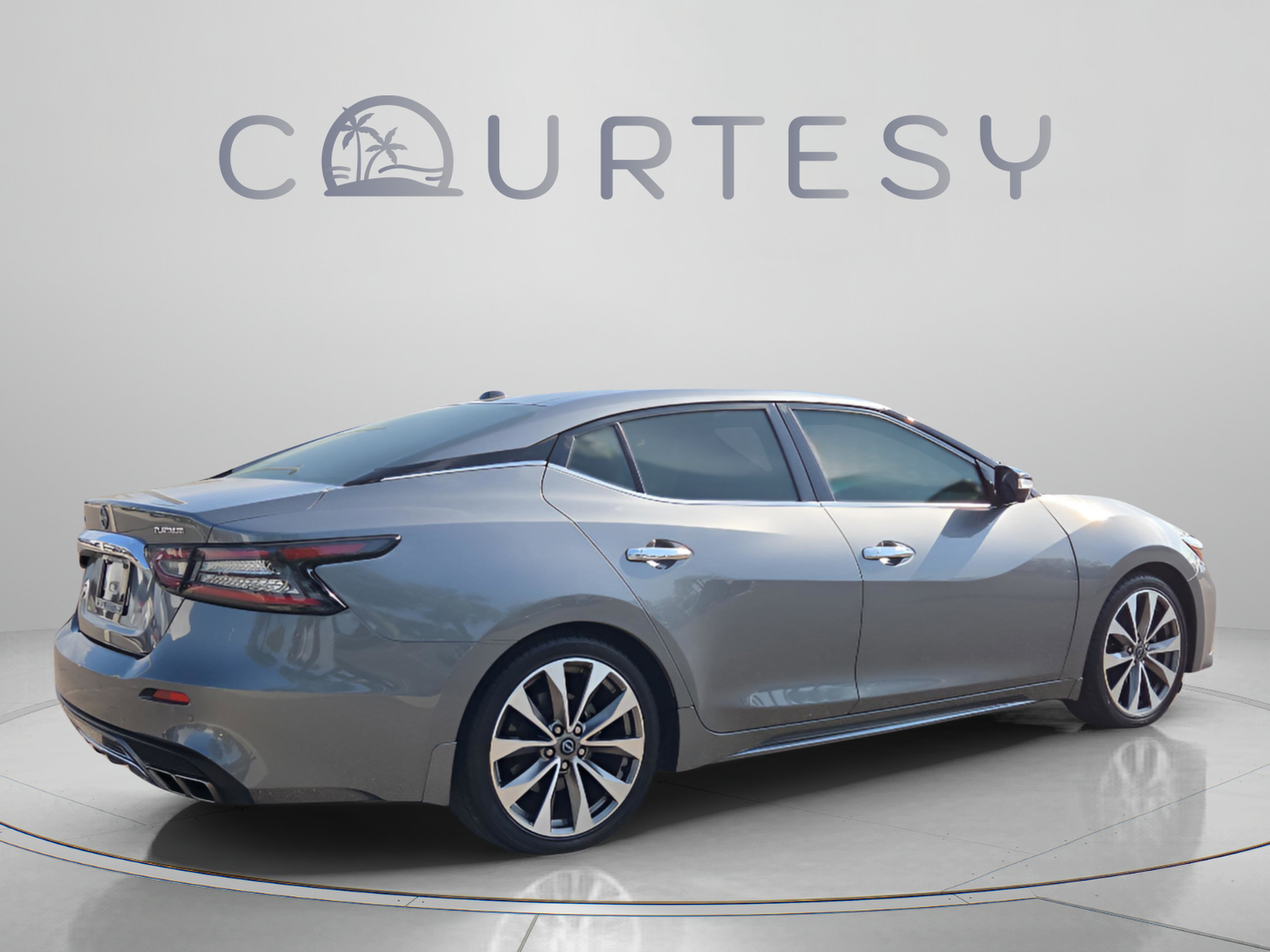 Used 2023 Nissan Maxima Platinum w/ Sport Mat Group FWD image 7