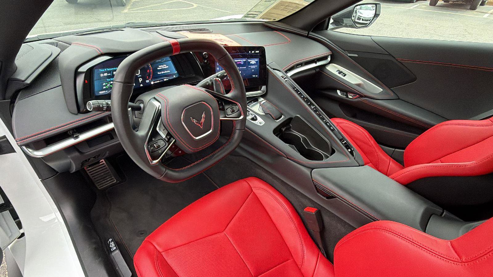 Used 2025 Chevrolet Corvette Stingray Convertible RWD image 16