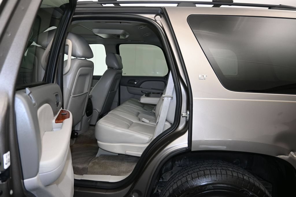 Used 2013 Chevrolet Tahoe LT RWD image 23