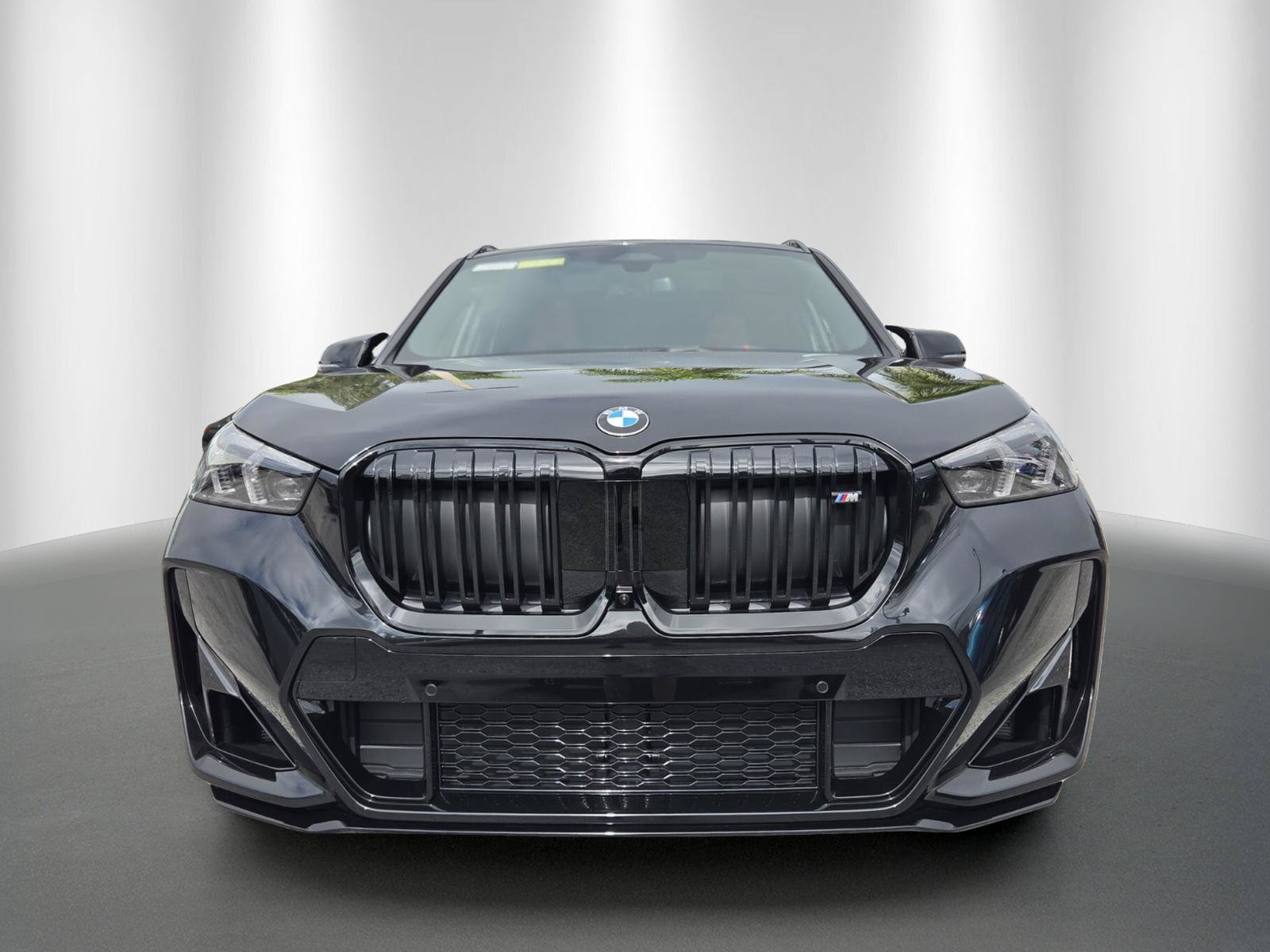 New 2027 BMW X1 M35i AWD/4WD image 2
