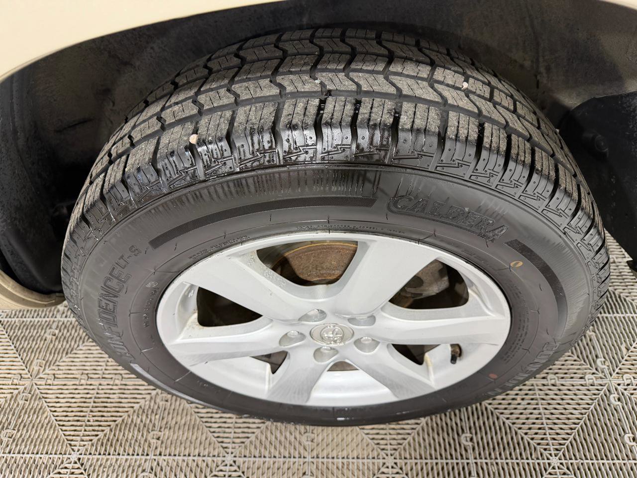Used 2007 Toyota RAV4 Limited FWD image 20