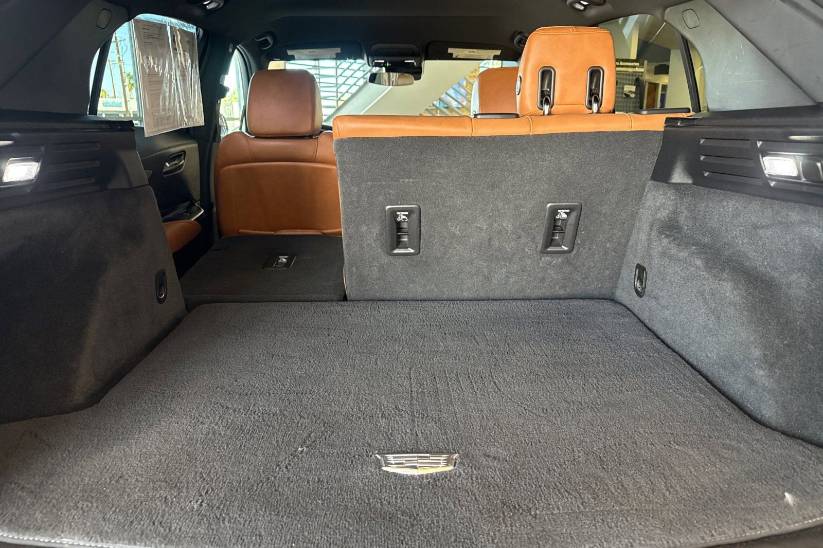 Used 2019 Cadillac XT4 Premium Luxury image 14