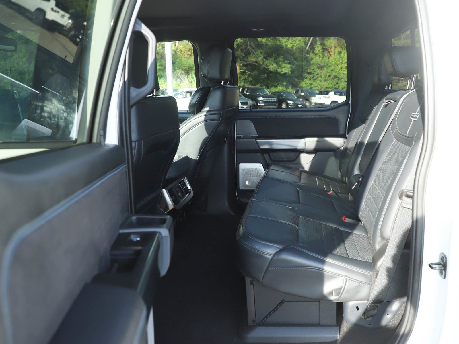 Used 2025 Ford F350 Platinum AWD/4WD image 14