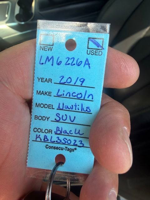 Used 2019 Lincoln Nautilus Premier AWD/4WD image 2