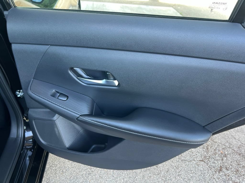 Certified 2023 Nissan Sentra S FWD image 15