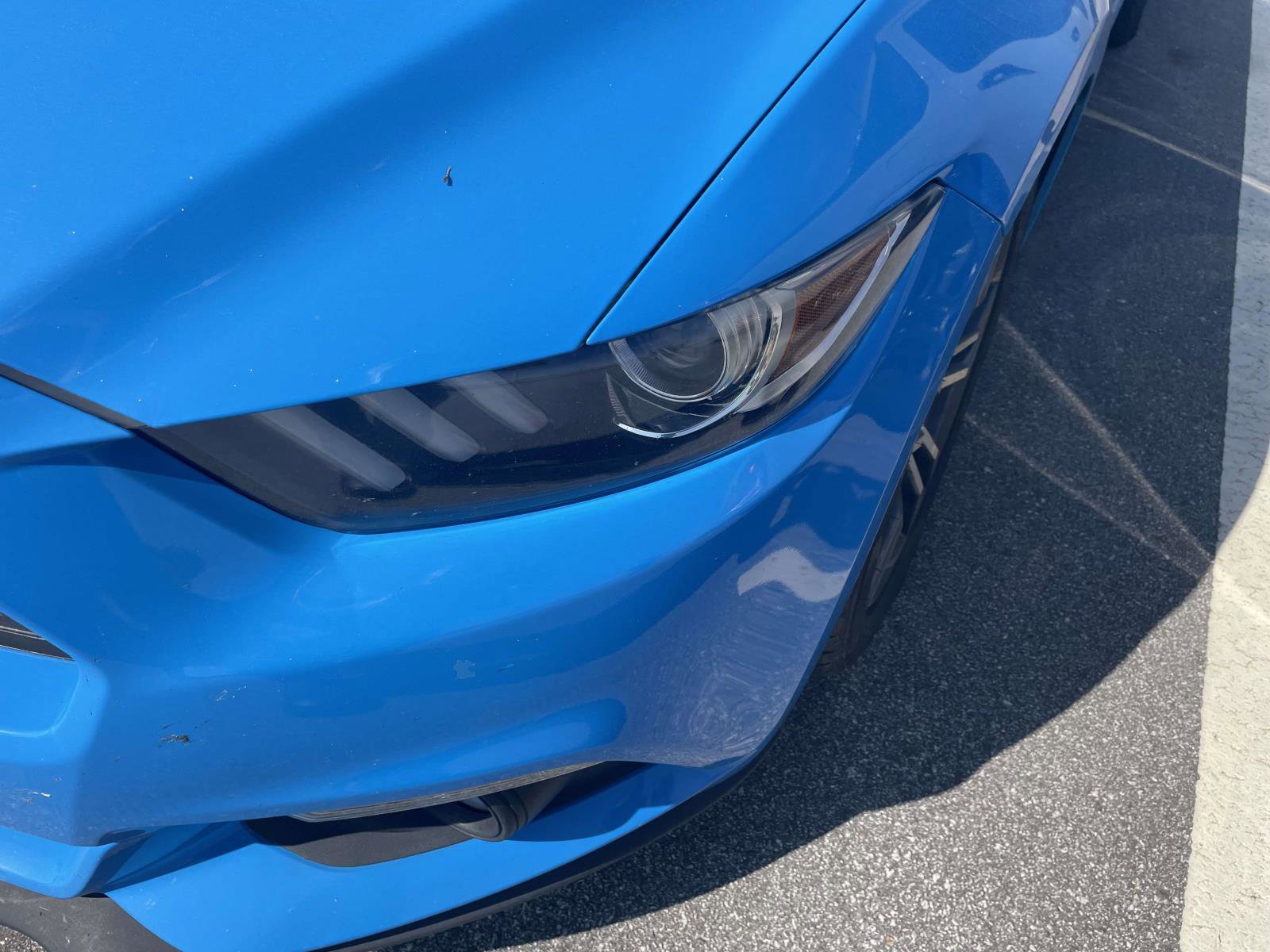 Used 2017 Ford Mustang Coupe image 3