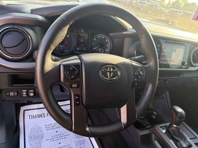 Used 2017 Toyota Tacoma TRD Off-Road w/ Tow Package (A/T) AWD/4WD image 11