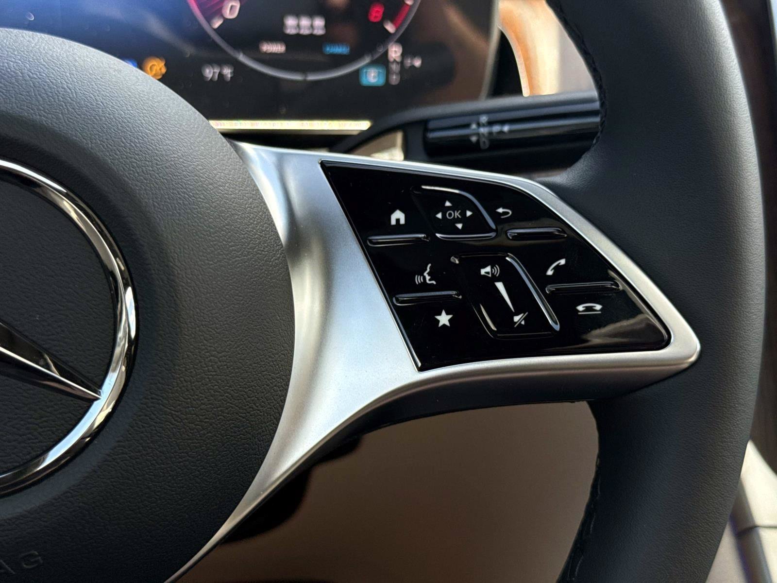 New 2027 Mercedes-Benz GLC 300 image 30