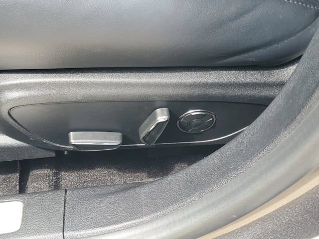 Used 2019 Lincoln MKZ Reserve AWD/4WD image 13