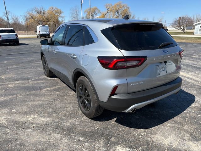 Used 2024 Ford Escape Active image 3