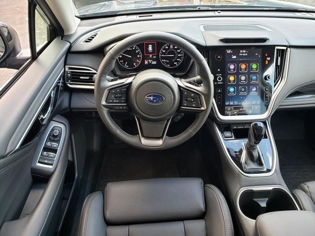 Used 2025 Subaru Outback Limited image 15