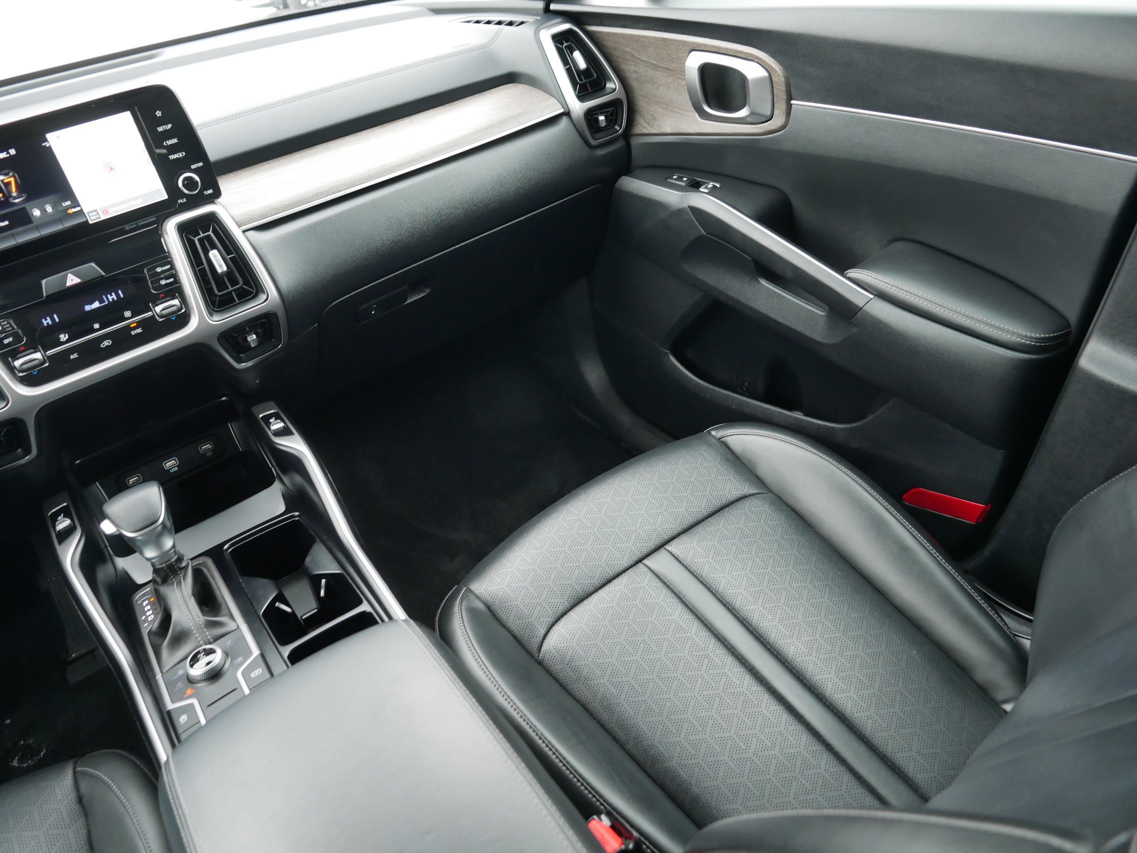 Certified 2022 Kia Sorento S image 11