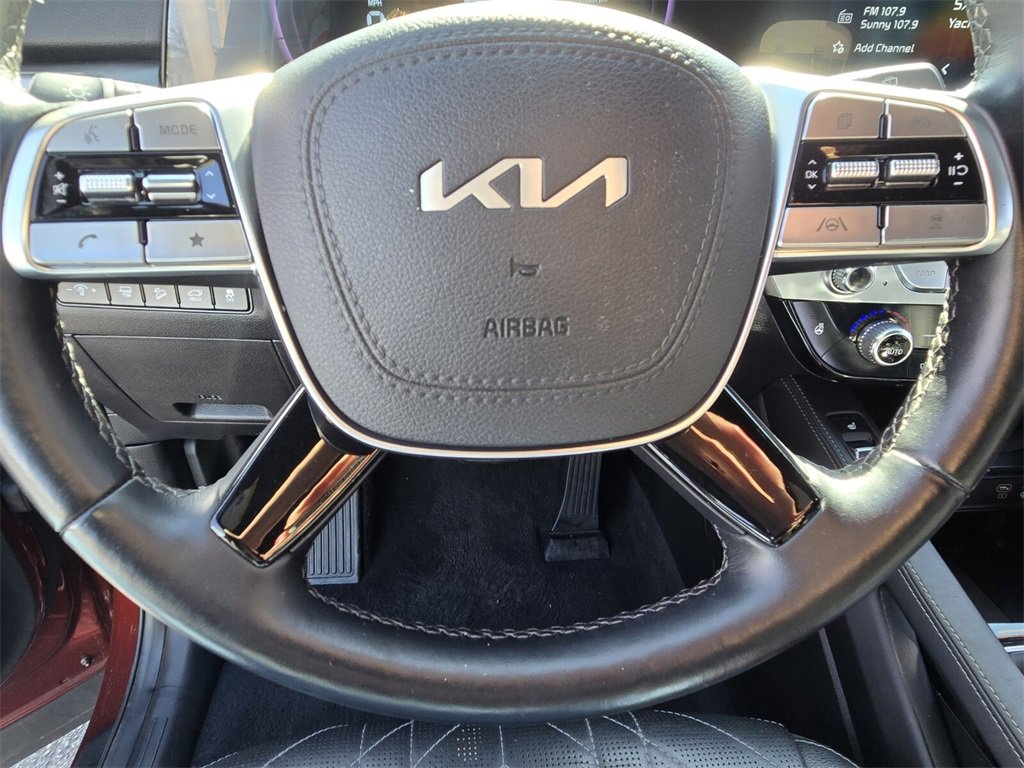 Used 2024 Kia Telluride EX X-Line image 28