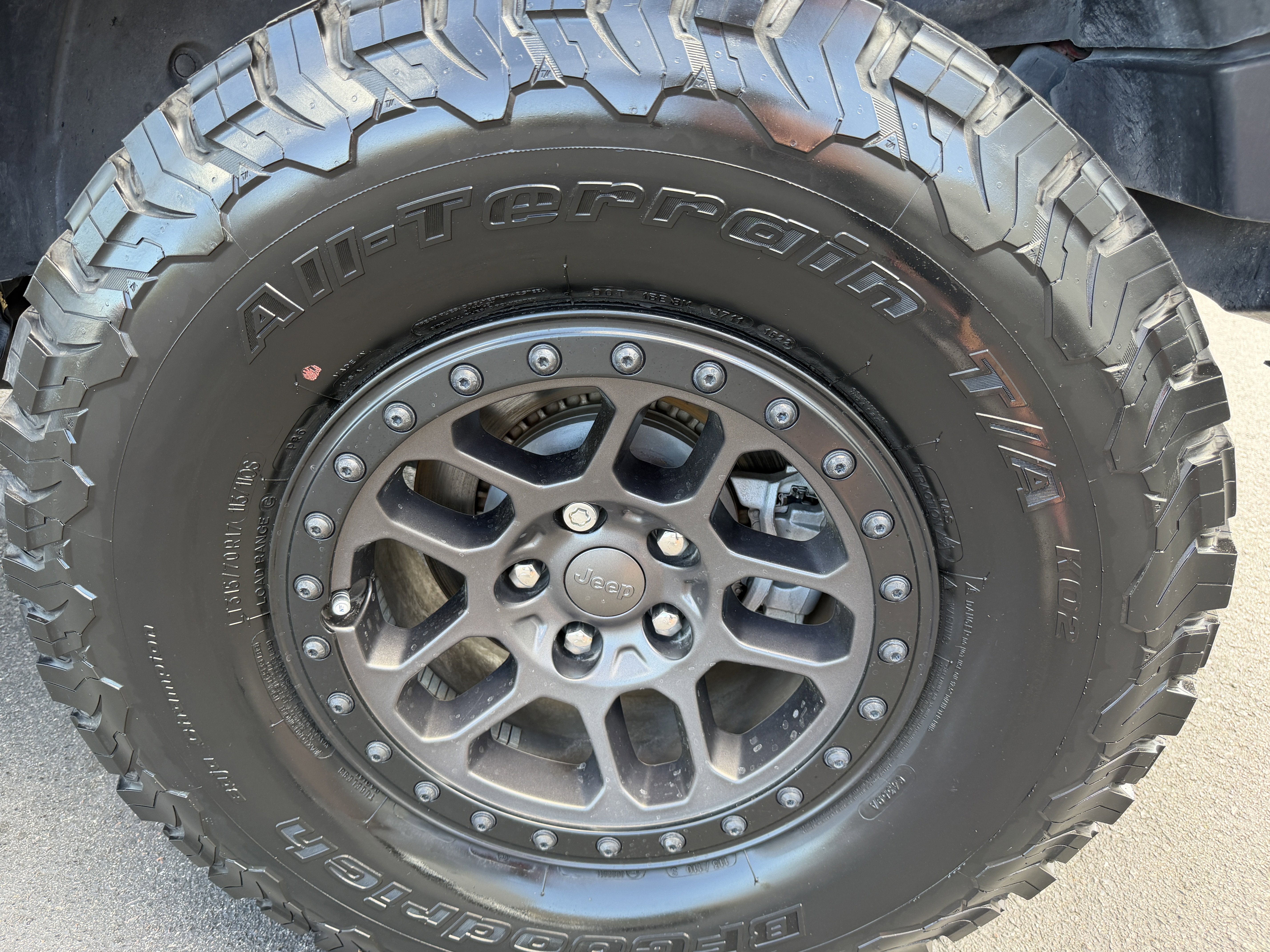 Used 2022 Jeep Wrangler Unlimited Rubicon w/ Xtreme Recon 35" Tire Package image 31