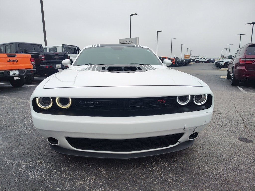 Used 2015 Dodge Challenger R/T Plus image 2