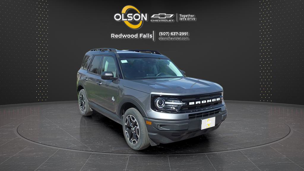 Used 2023 Ford Bronco Sport Outer Banks w/ Tech Package image 3