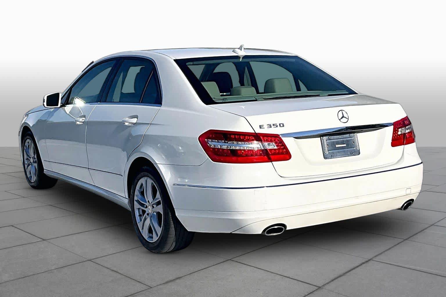 Used 2011 Mercedes-Benz E 350 Sedan image 10
