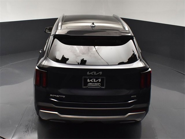 Certified 2025 Kia Sorento S w/ Panoramic Sunroof Package image 46