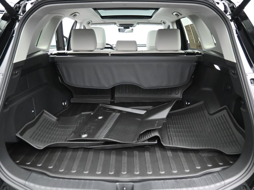 Certified 2026 Toyota RAV4 Limited AWD/4WD image 35