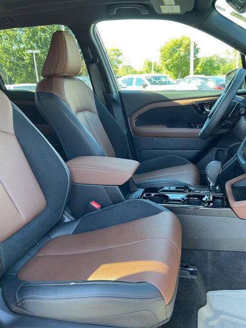 Used 2026 Subaru Forester Touring AWD/4WD image 17
