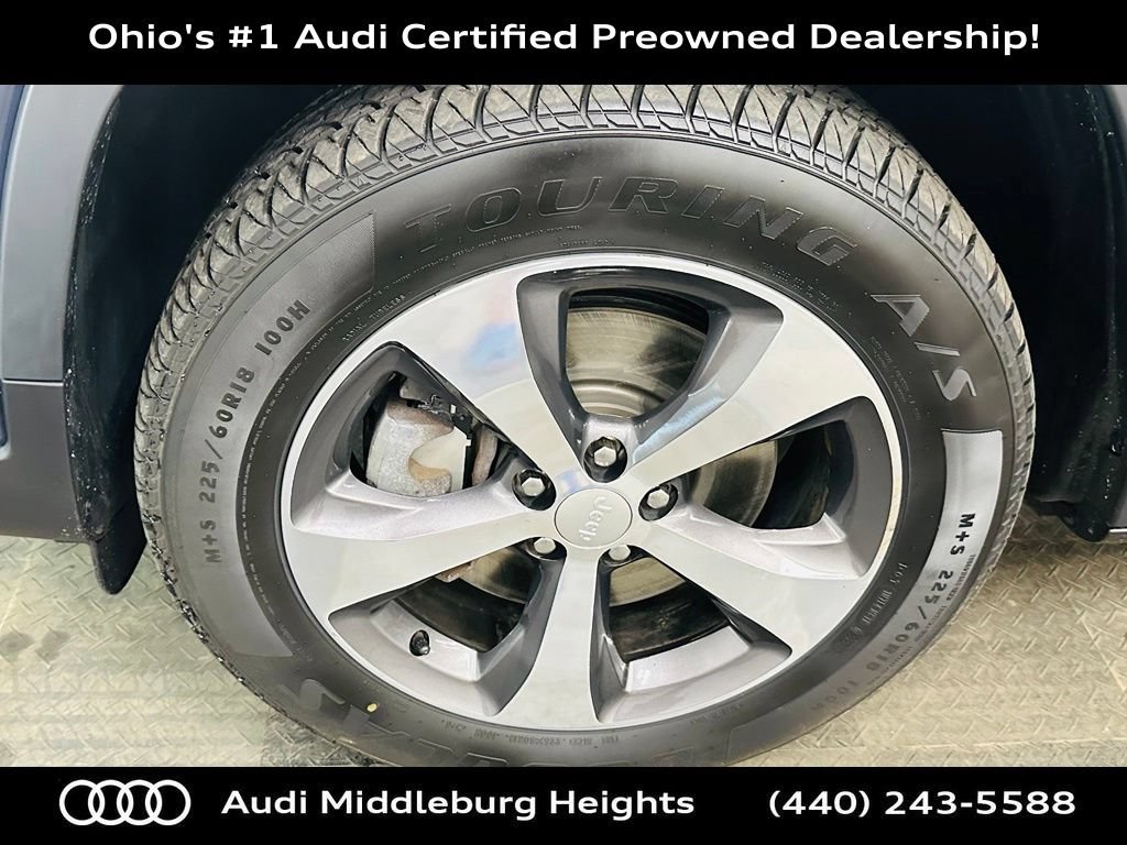Used 2020 Jeep Cherokee Limited AWD/4WD image 32